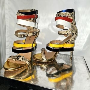 Ladies shoes